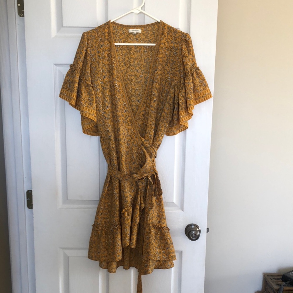 Beautiful Max Studio wrap dress. Never worn, NWOT. Size Large, true to size.